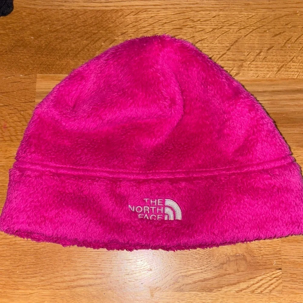 The North Face Kids Magenta Fleece and Scarf Set